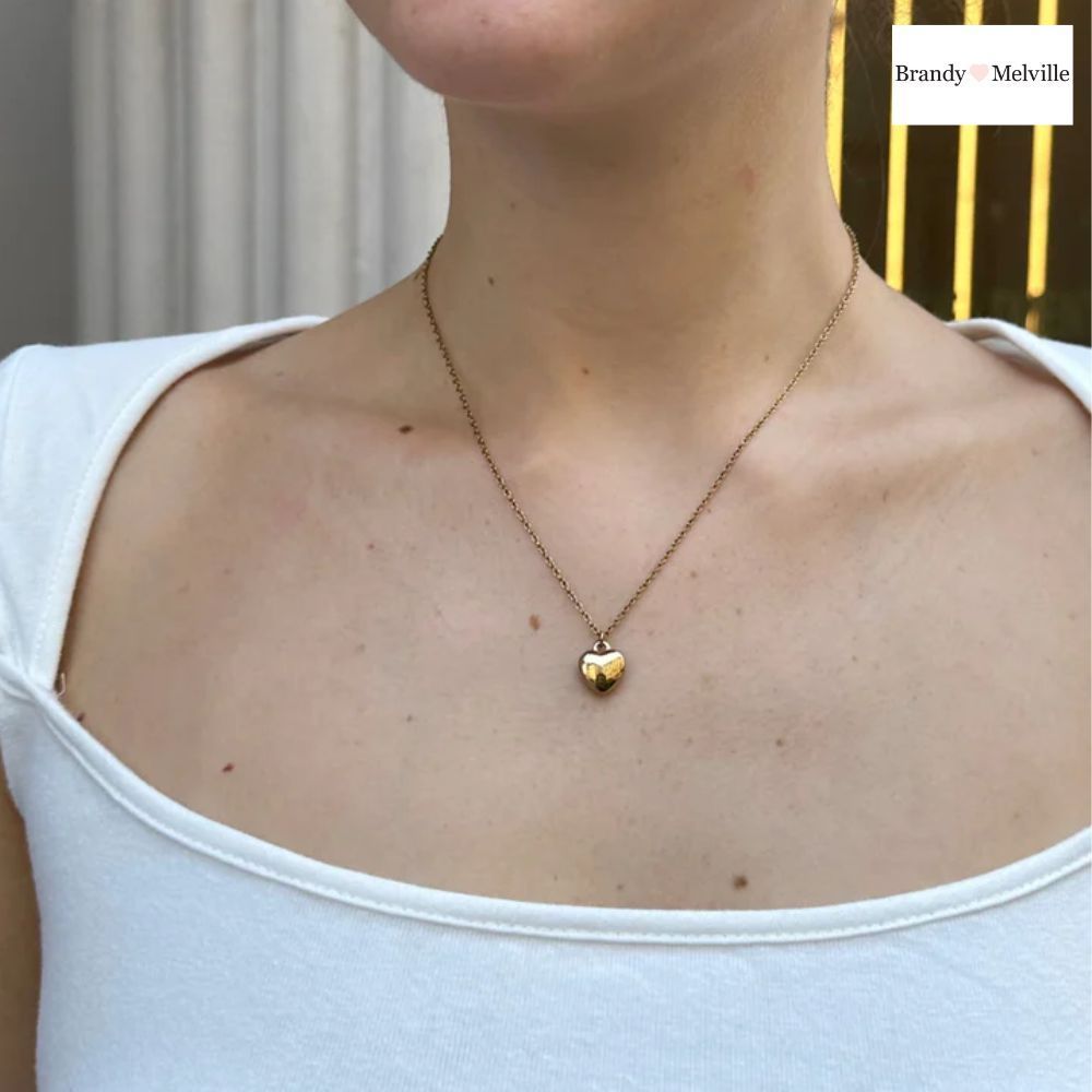Brandy Melville ゴールドステンレス スチールハートネックレス