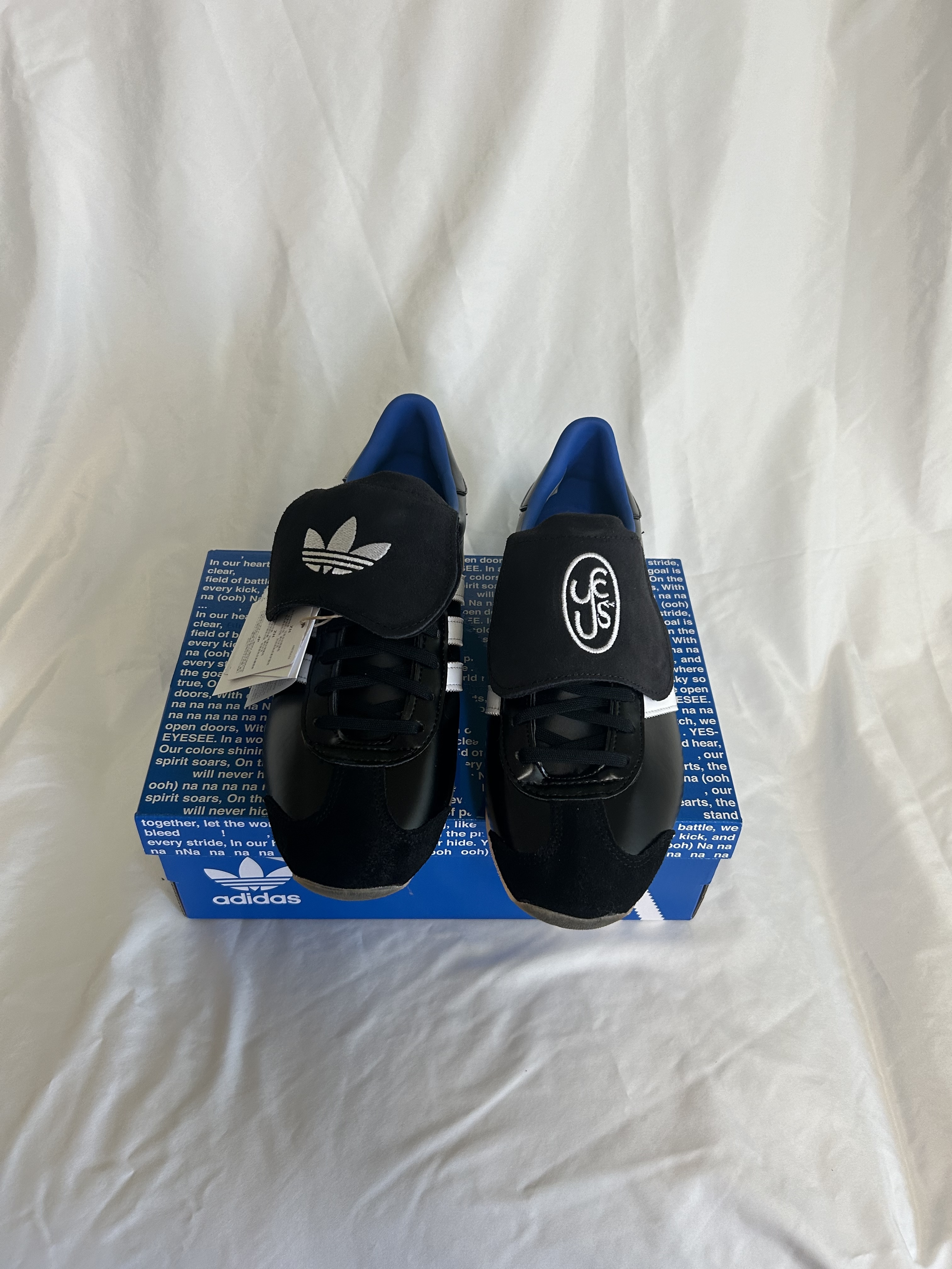 アディダス イェスアイシー】カントリー Adidas x Yeseyesee