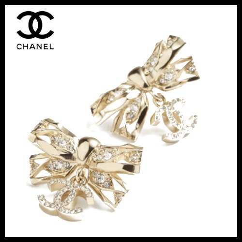 ☆大人可愛い☆【CHANEL】メタル ストラス ピアス