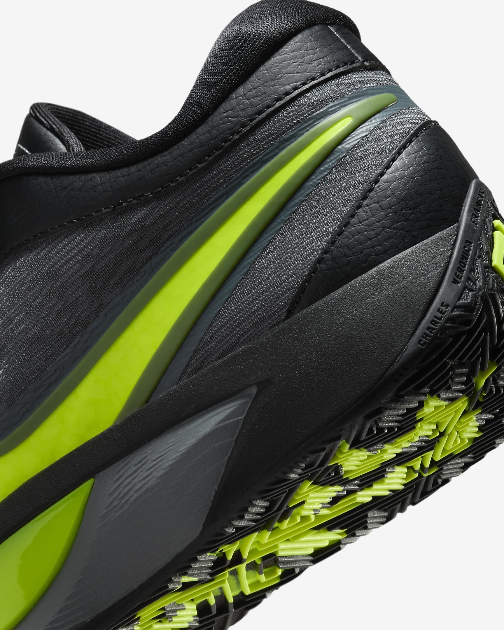 ★NIKE★大人気★GIANNIS FREAK 6 EP \"VIBRANCY\"★追跡可