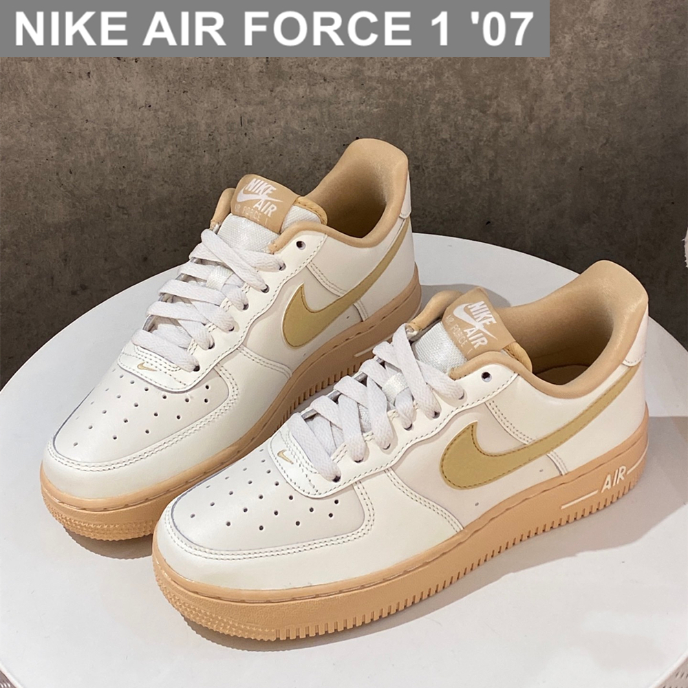 ★大人気★ Nike WMNS AF1 AIR FORCE 1 '07 関税込 FZ3597-133