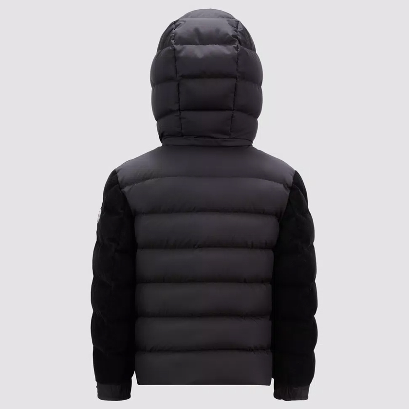 6万取引突破◆UPS速達便【MONCLER】8-10歳◆CASAN ジャケット 6万取引突破☆UPS速達便【MONCLER】8-10歳 TREVELIN ダウン