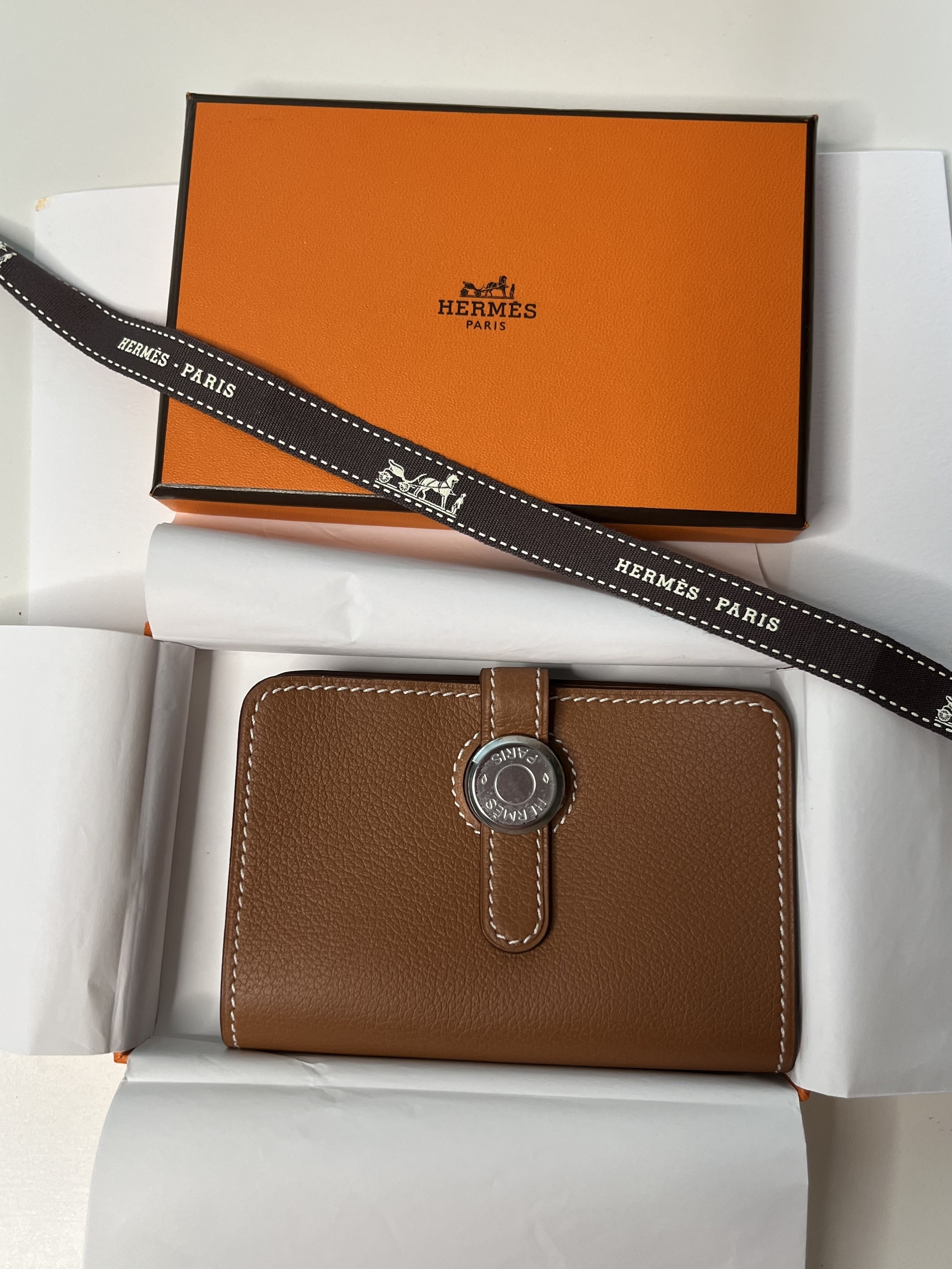 ＼＼関税、送料無料／／ Hermes Dogon Card Holder/ Gold
