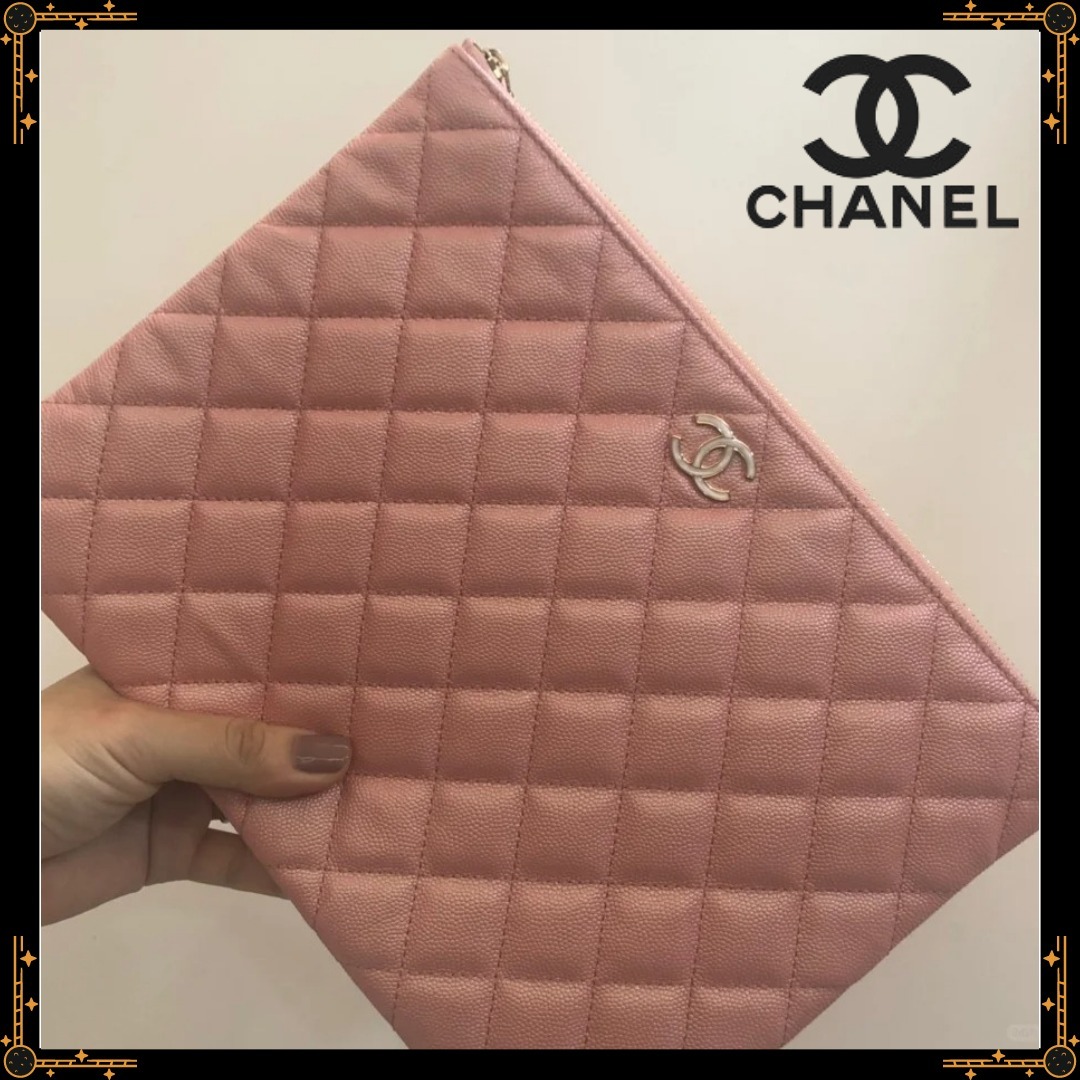【おしゃれな印象を与える】CHANEL シャネル - ポーチ