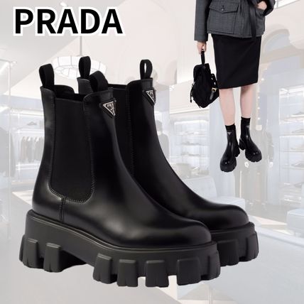 新作*PRADA*ロゴ入レザー&ナイロンミドルブーツ 8.5cmヒール