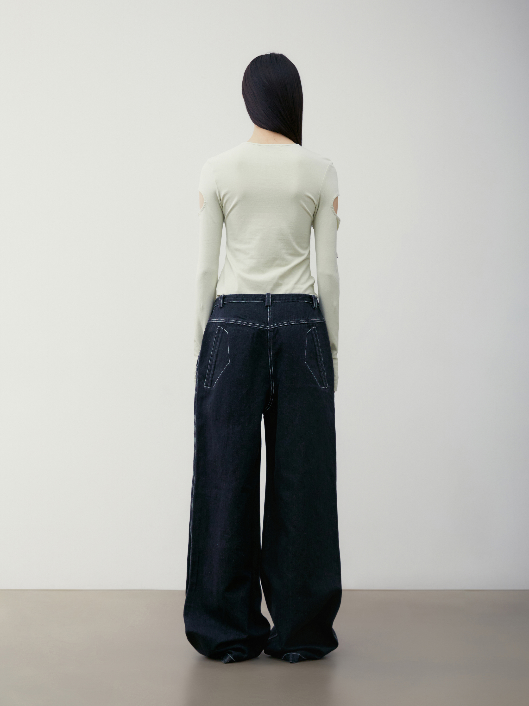 【LOW CLASSIC】 SLEEVE HOLE T-SHIRT/追跡付 LOW CLASSIC】 SLEEVE HOLE T-SHIRT/追跡付