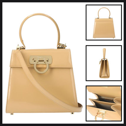 ガンチーニ FERRAGAMO ICONIC TOP HANDLE(フェラガモ) トート