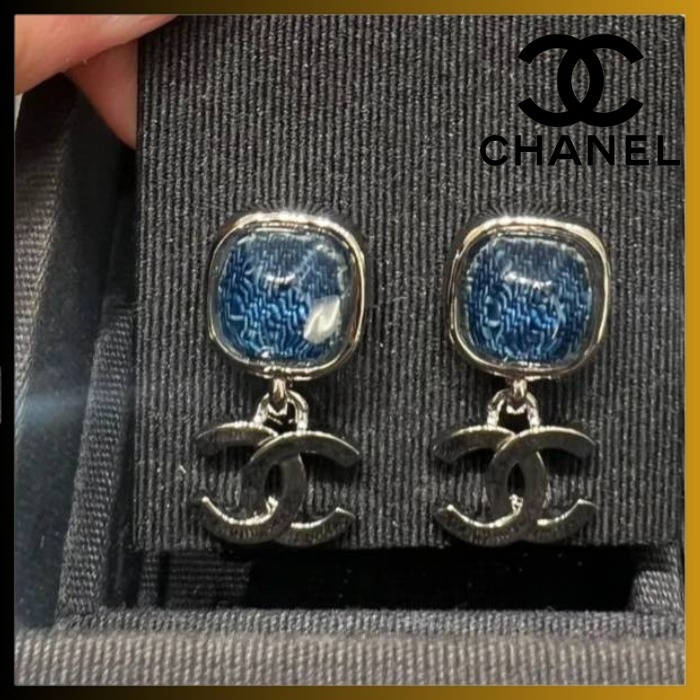 【ギフトにも◎ 】CHANEL ピアス スクエアデニム CCマーク