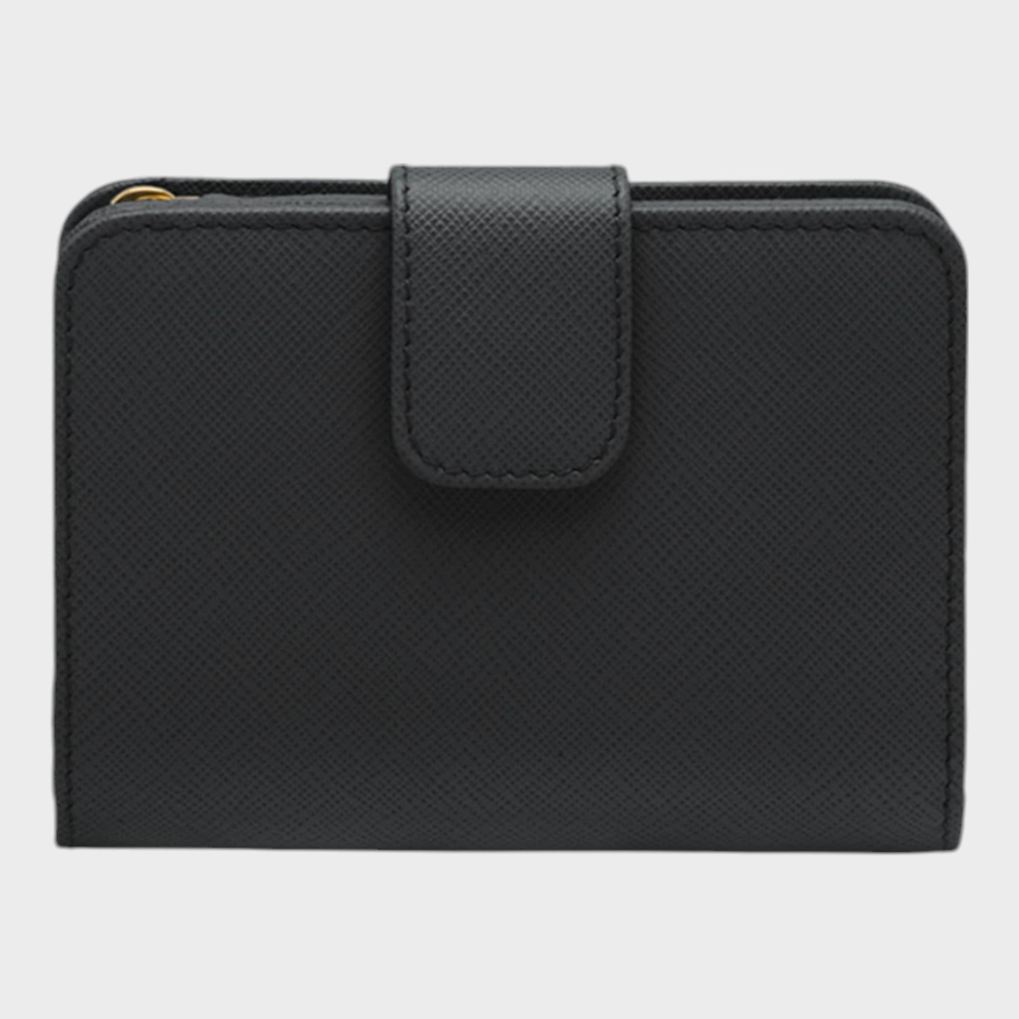 上品でかわいい♪ PRADA サフィアーノトライアングル 財布