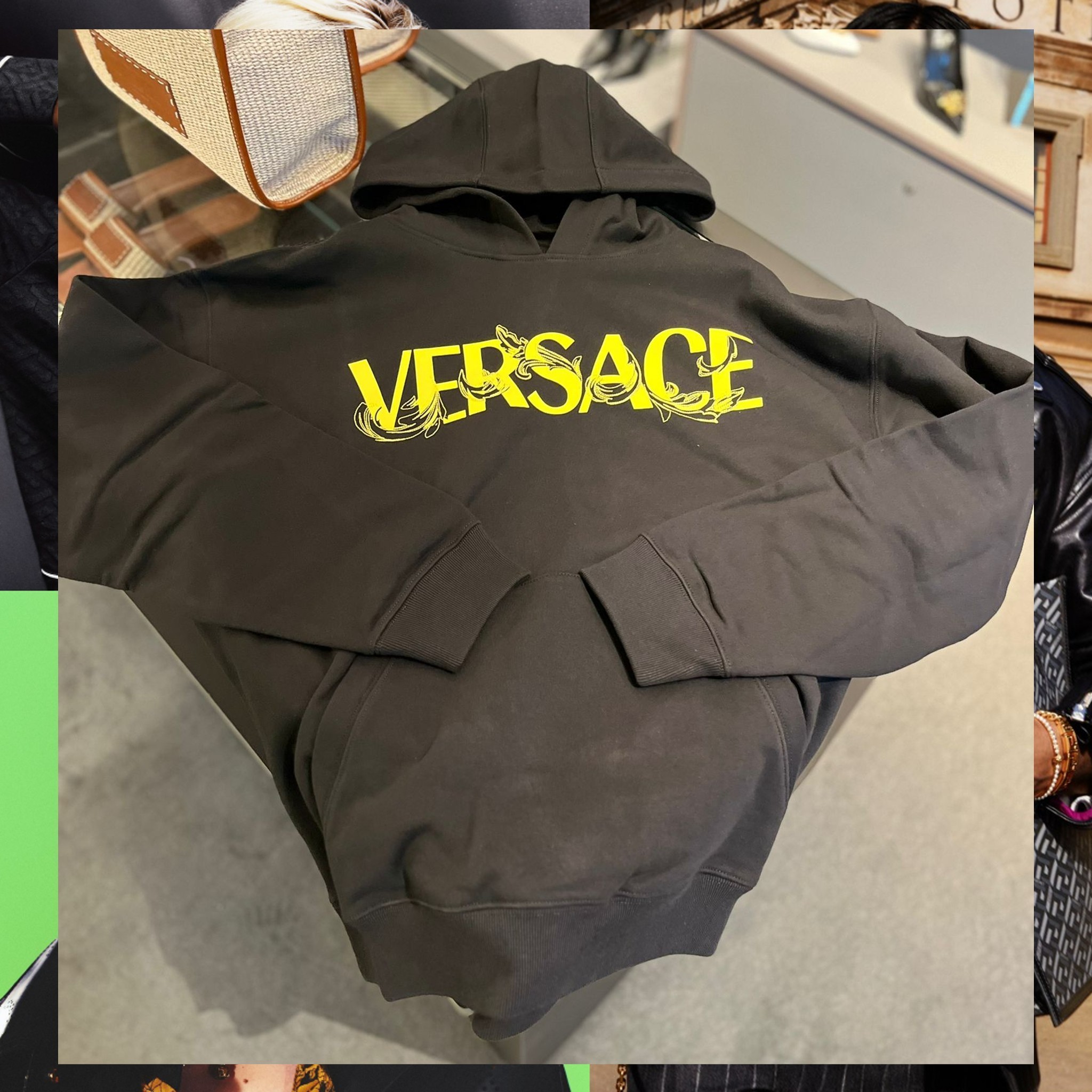 関税込 ヴェルサーチェ フーディ Versaceロゴ ブラック コットン