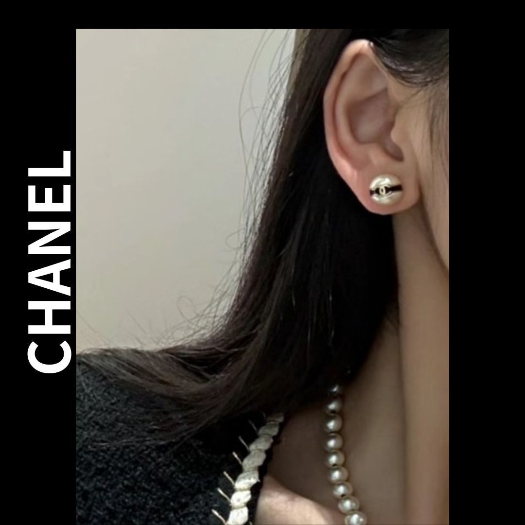 《24S》国内発送 CHANEL パール×ブラックライン ピアス