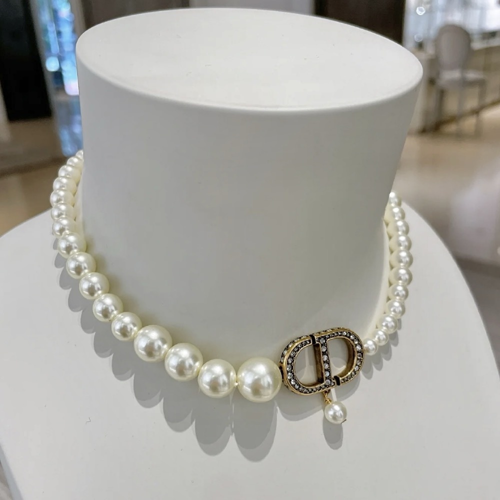 上品☆華やかな存在感【DIOR】30 Montaigne ネックレス
