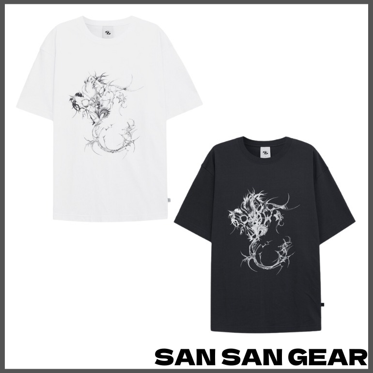 ★SAN SAN GEAR★KAI'SA T-SHIRT グラフィックＴシャツ