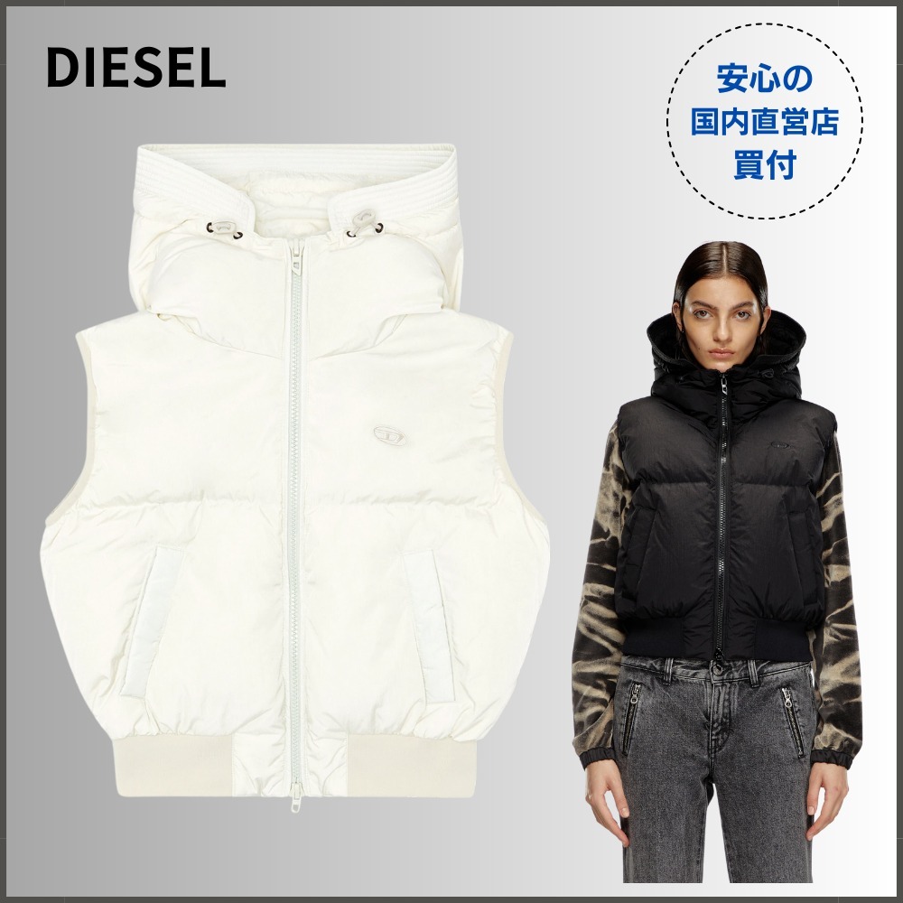 W-PEYT-SSL-NEW-P1 Hooded down vest in crinkled nylon｜ブラック｜ウィメンズ｜DIESEL