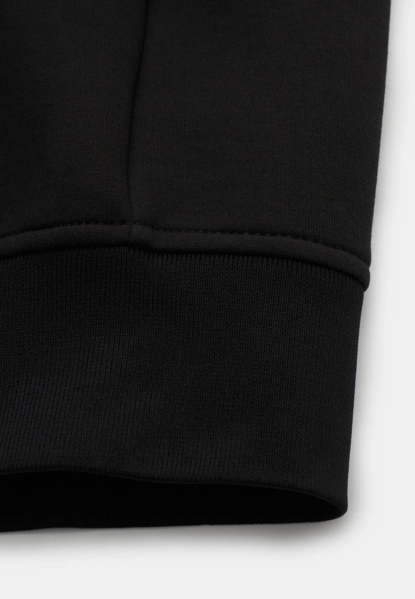 今年も人気の予感 ワントーンロゴ《Mackage》'Krystos' フーディ
