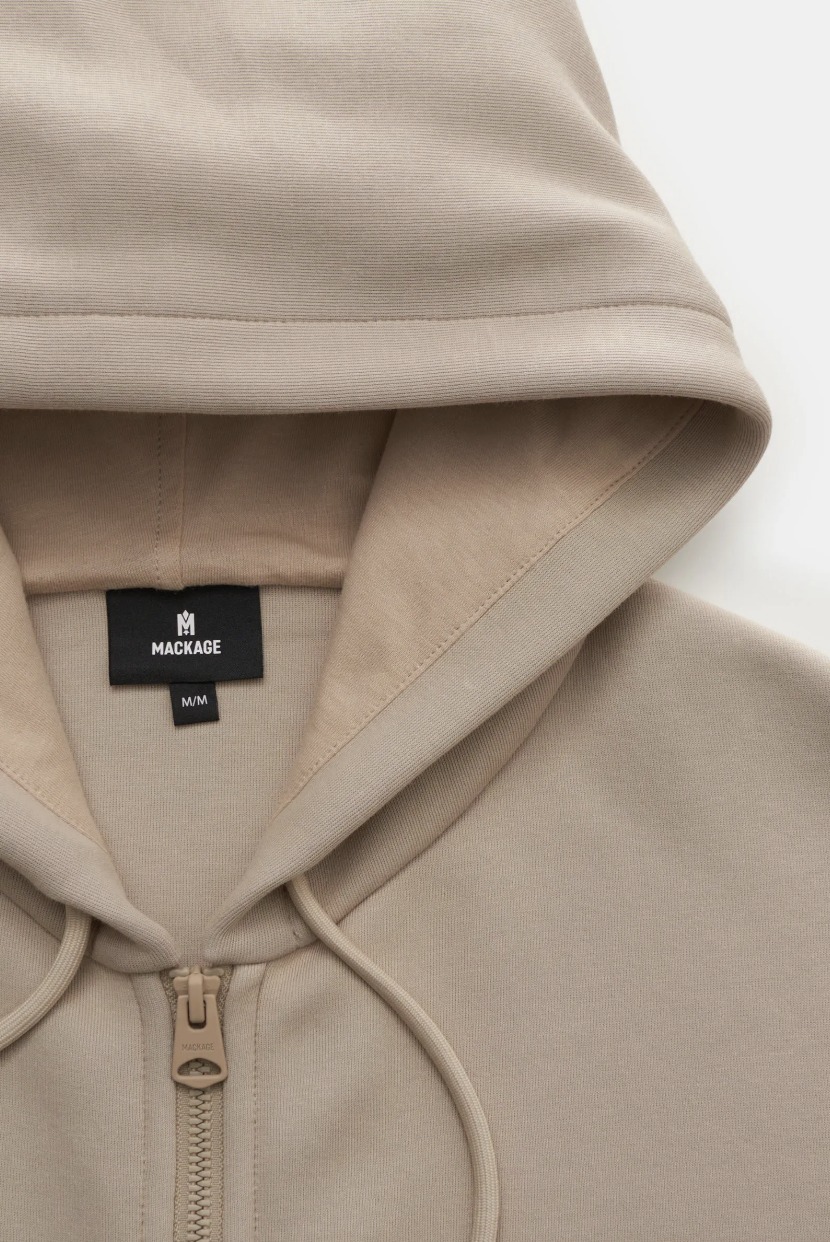 今年も人気の予感 ワントーンロゴ《Mackage》'Krystos' フーディ