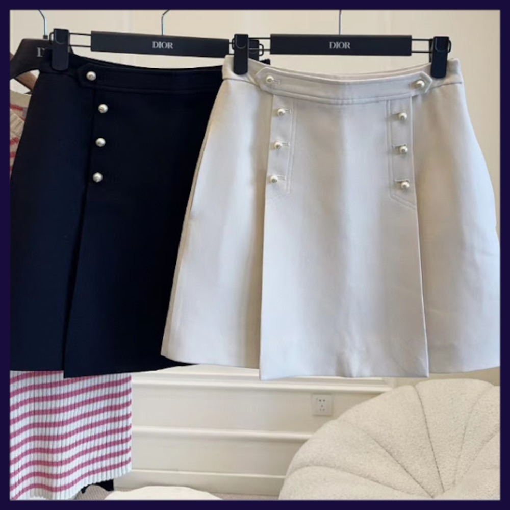 CHANEL 2024 COCO BEACH LOOK24 パンツ ホワイト DHL 直営店 CHANEL 2024 COCO BEACH LOOK24 パンツ ホワイト DHL 直営店