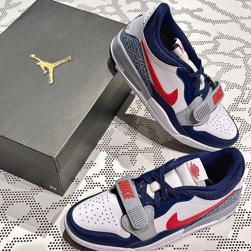 大人気 ☆NIKE Jordan Legacy 312 ジョーダン★送料・関税込