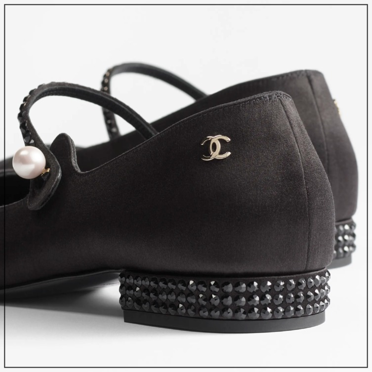 CHANEL 24B《パールボタンが上品♪》メリージェーンパンプス