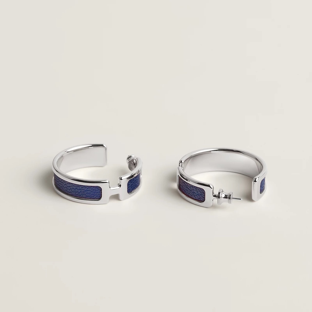 ピアス【HERMES】 《オランプ》