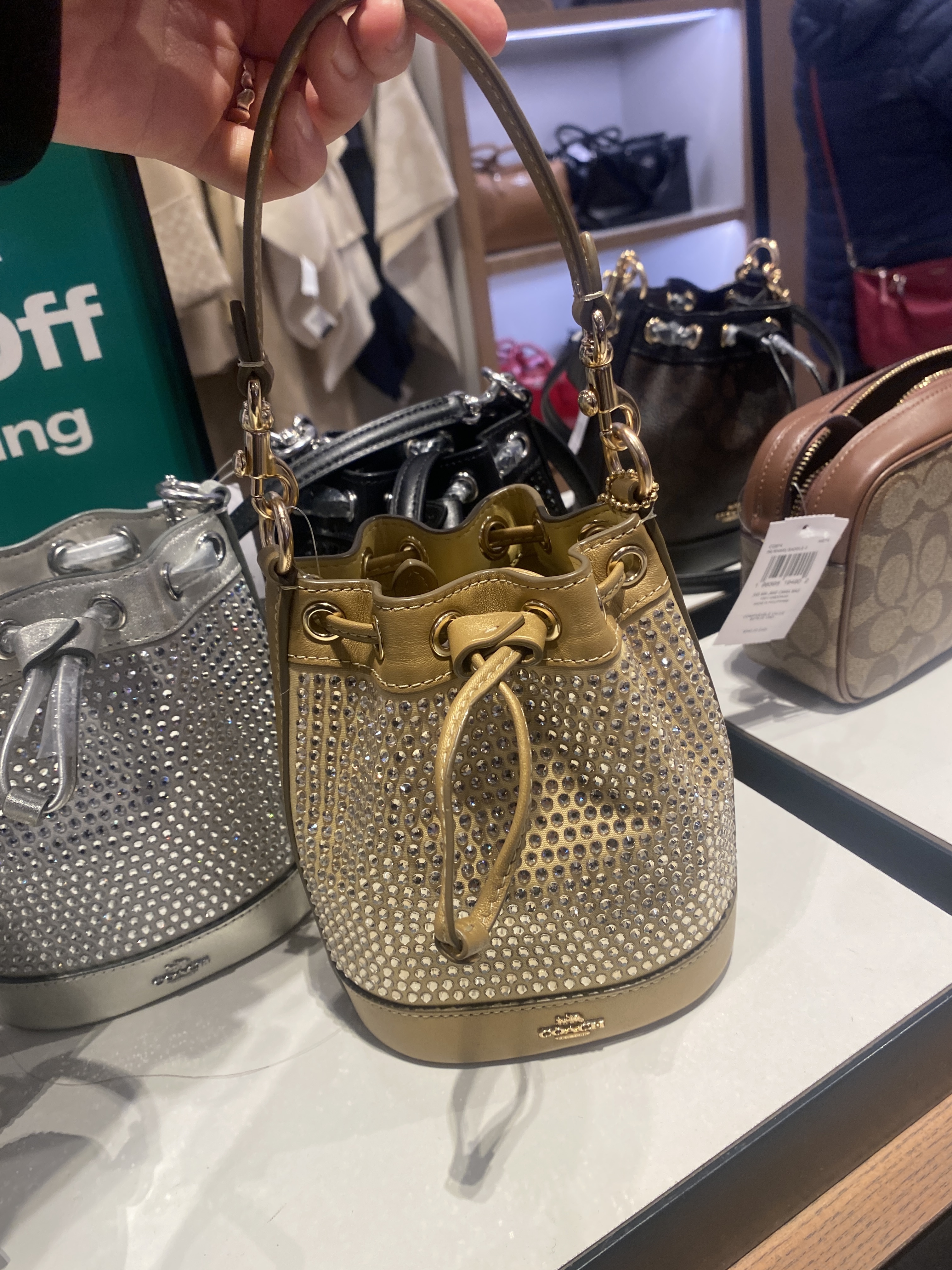 美品✨COACH ミニボストンバッグ キラキラキーホルダー付き