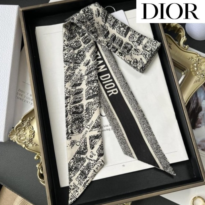 《国内発送☆》DIOR PLAN DE PARIS ミッツァ スカーフ シルク