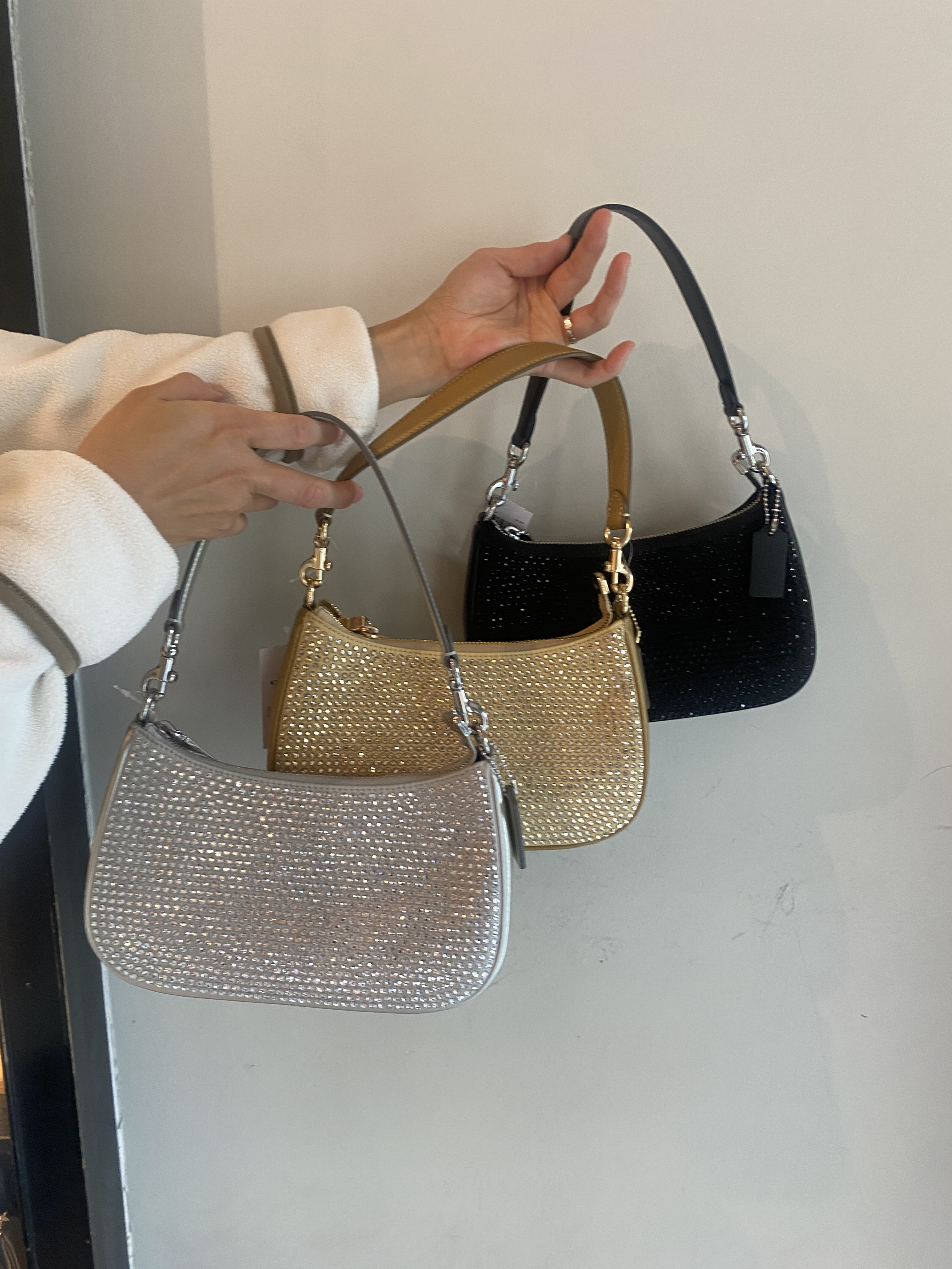 美品✨COACH ミニボストンバッグ キラキラキーホルダー付き