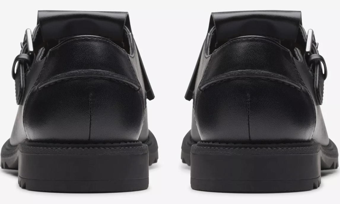 Clarks フリンジ 取外し可 フラット ローファー スニーカー 軽量 Clarks フリンジ 取外し可 フラット ローファー スニーカー 軽量