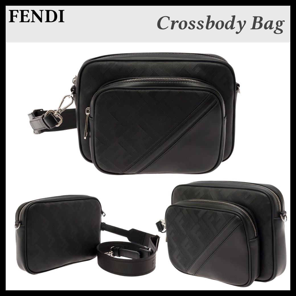 FENDI / FFモチーフのブラッククロスボディバッグ（レザー製）