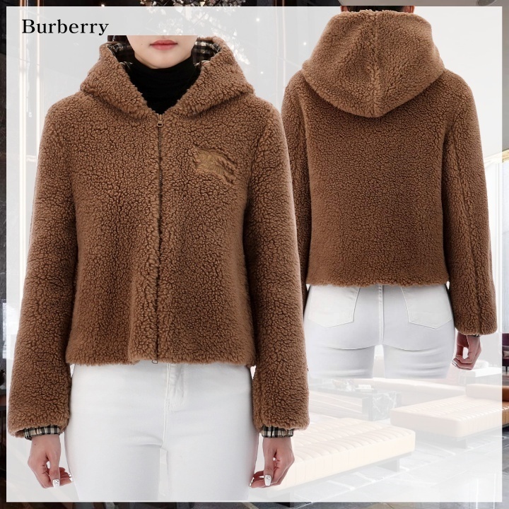 【Burberry】ロゴ刺繍フード付きテディジャケット