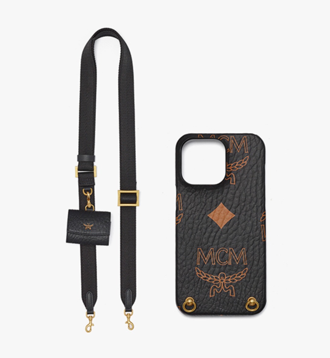 【高価値】 MCM]☆iPhone 15 Pro Max Case+ AirPods Pro Charm iPhoneアクセサリー