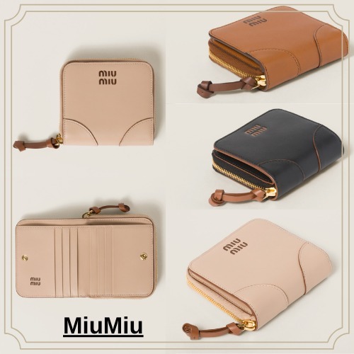 【ミュウミュウ】レザー ロゴ スモール 財布