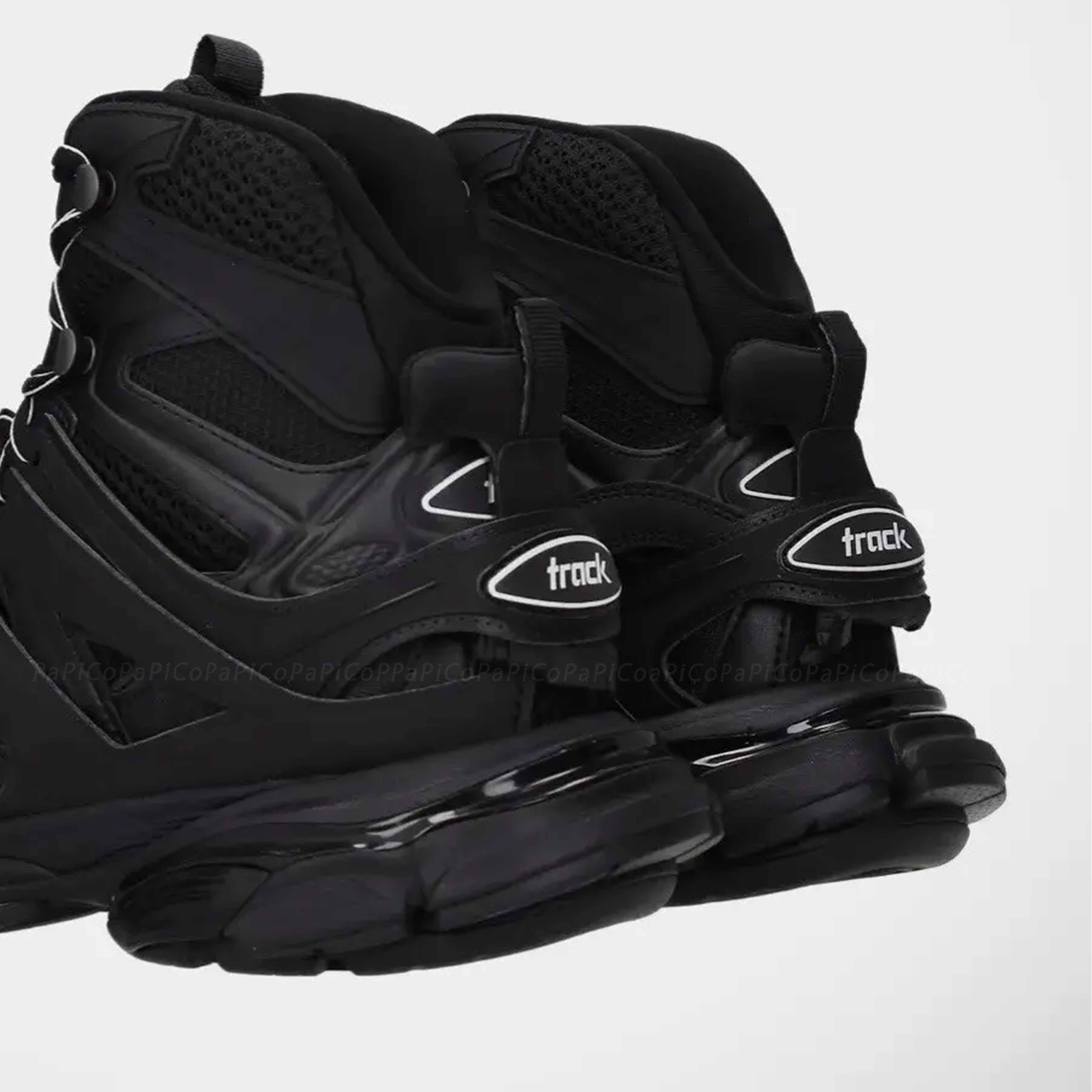 特価/関税送料込】BALENCIAGA Track Hike Sneakers ハイカット