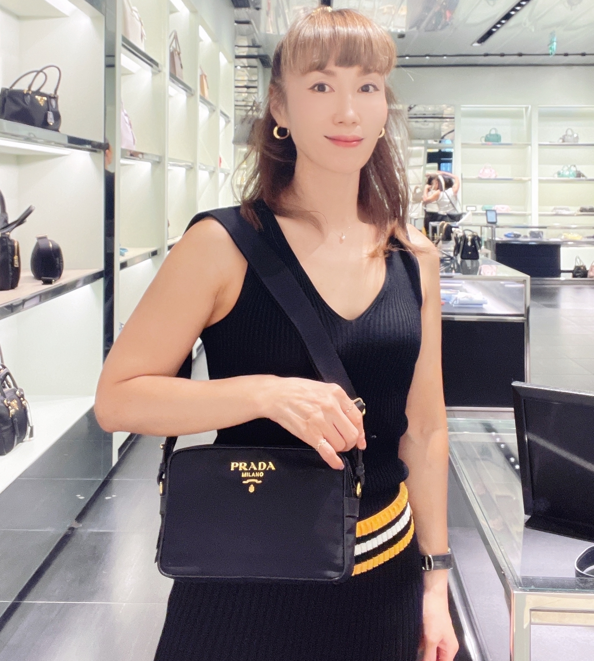 PRADA【SALE】ナイロン&サフィアーノレザーショルダー★関税込み