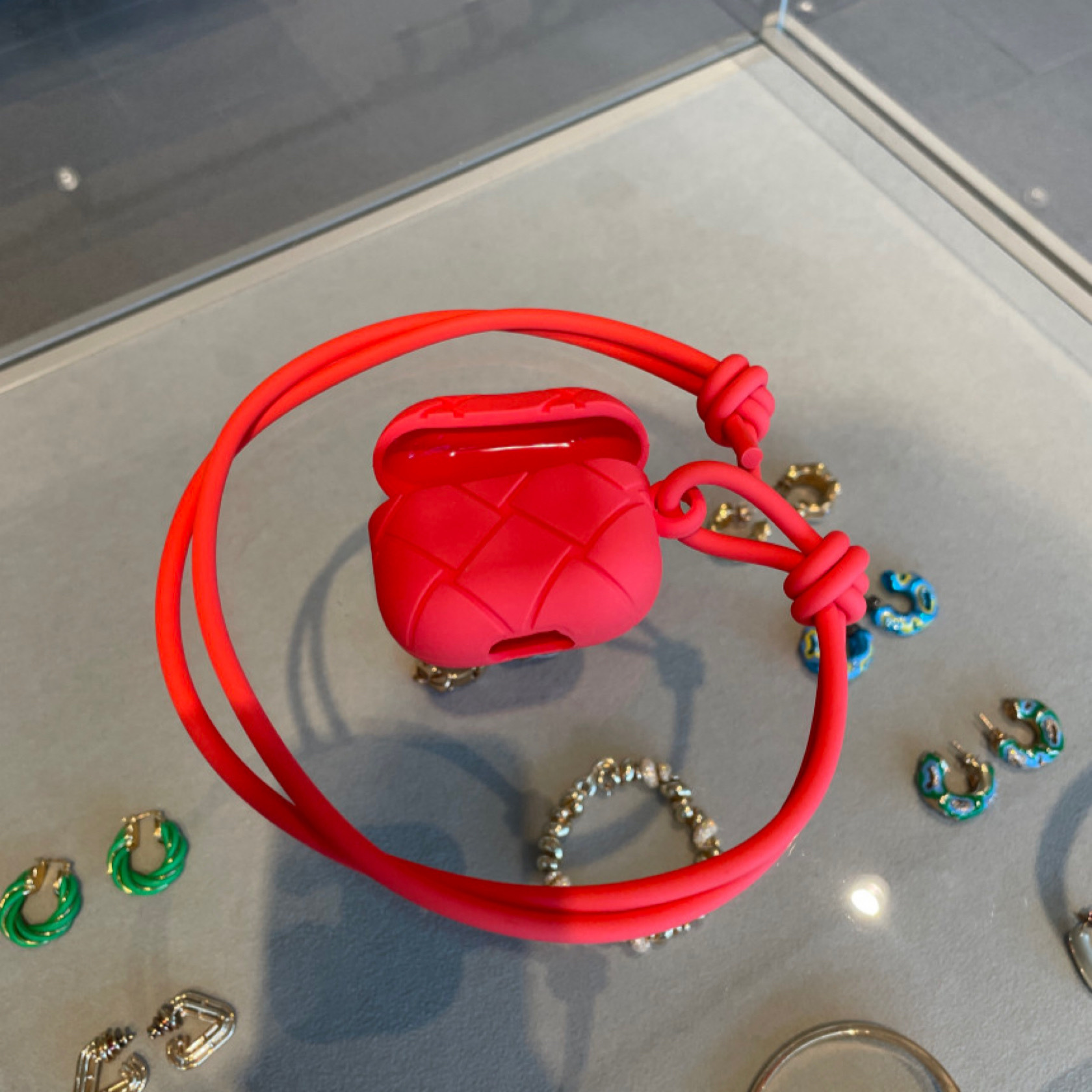 直営店☆BOTTEGA VENETA☆イントレチャートAirpodsケース第3世代