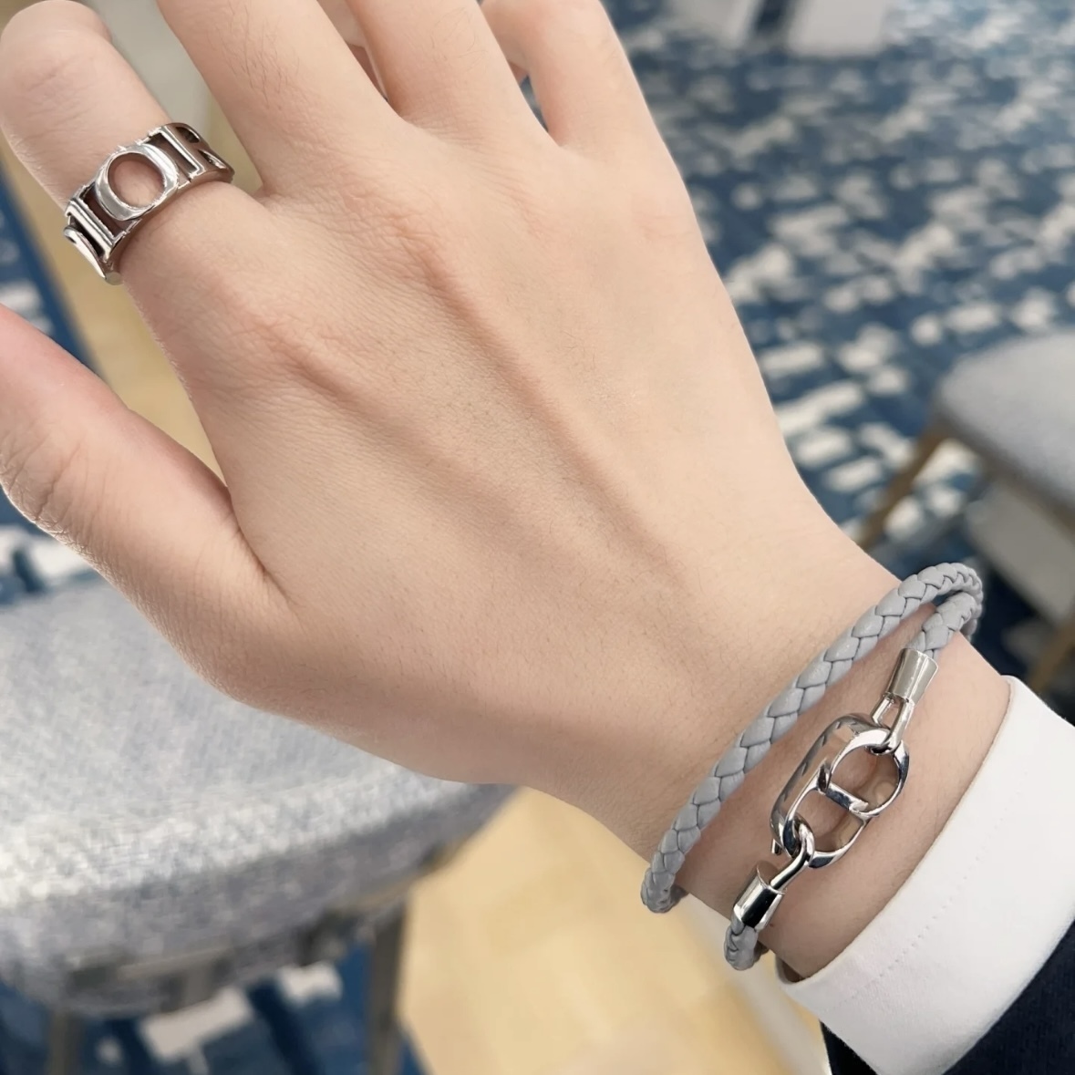 国内発【Dior】 CD Icon ブレイドレザー ダブルブレスレット