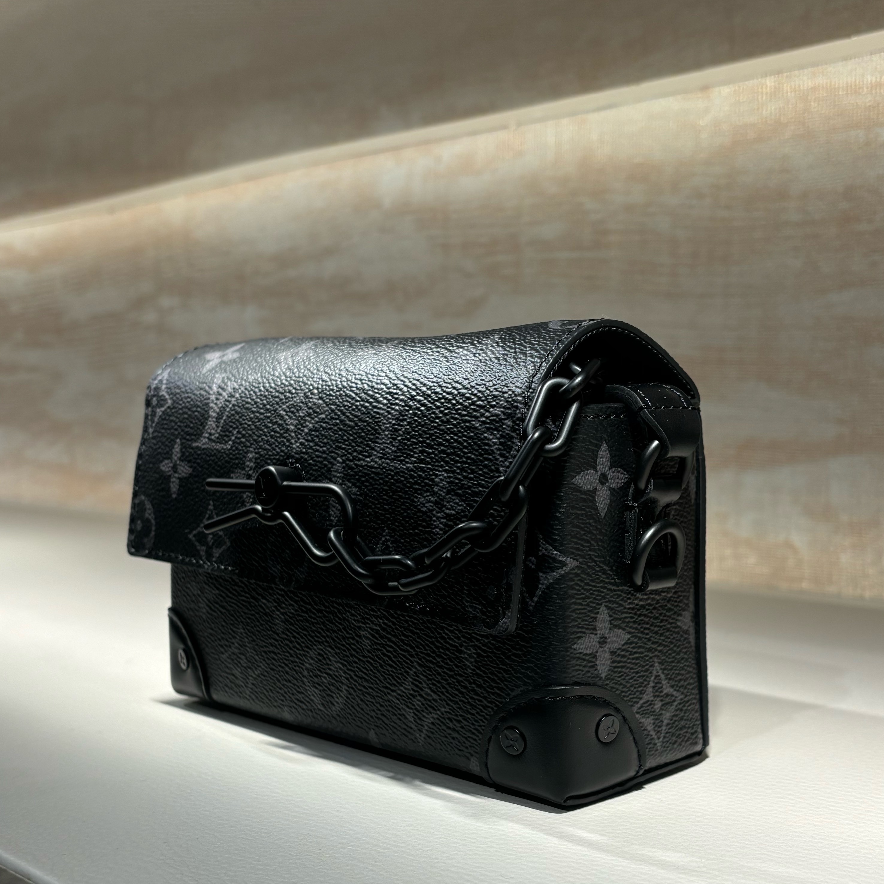 Louis Vuitton スティーマーウェアラブル ウォレット