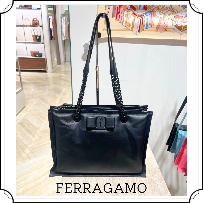 Ferragamo フェラガモ VIVA BOW ヴィヴァボウ トートバッグ
