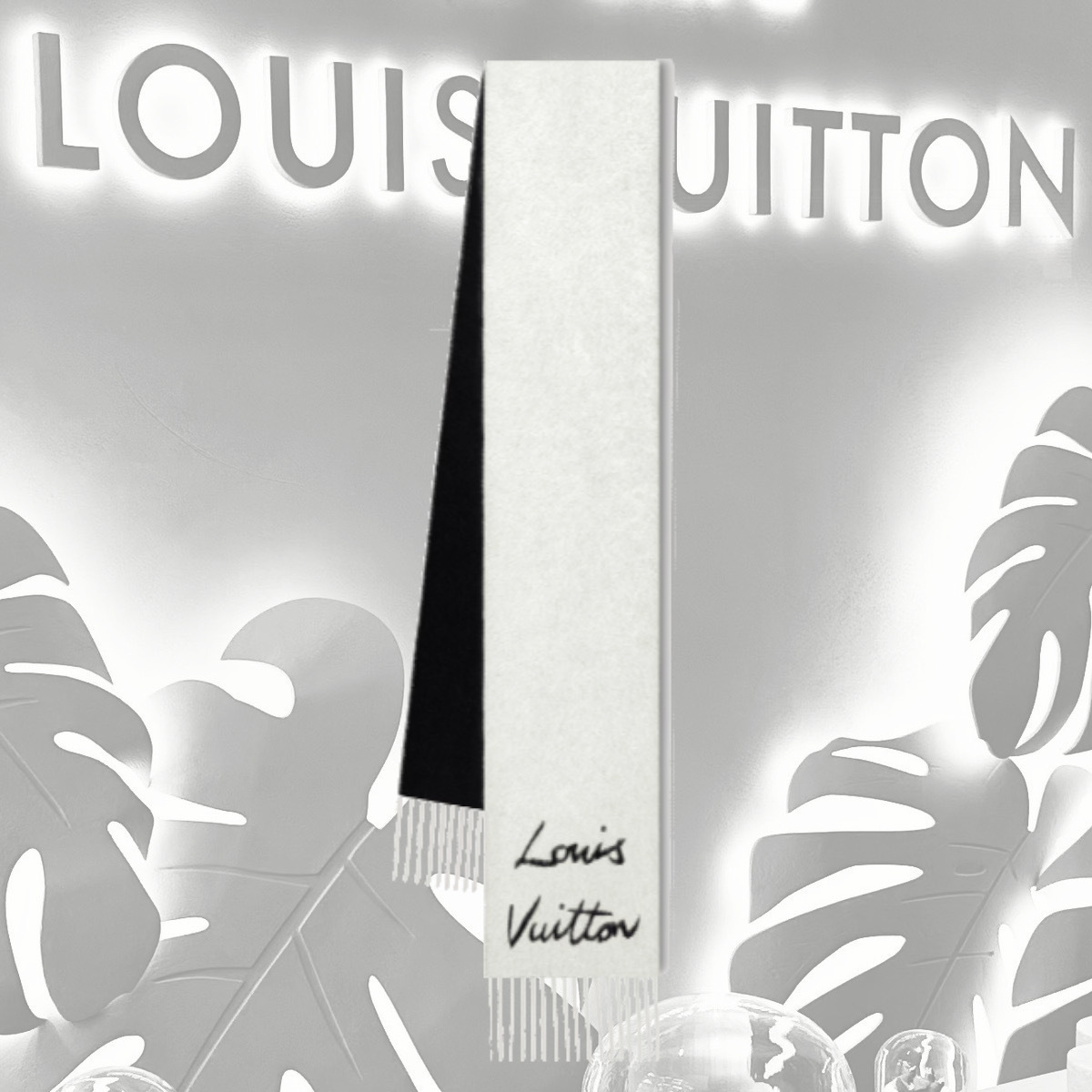 Louis Vuitton【新作】冬のマストアイテム マフラー シンプル