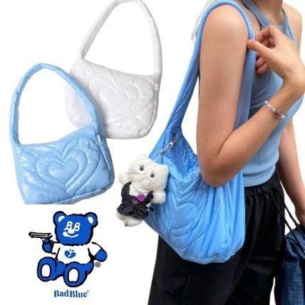☆韓国の人気☆【Bad Blue】☆Heart Fleece Tote Ba.g☆バッグ☆ 韓国ファッション Bad Blue(バッドブルー) トートバッグ
