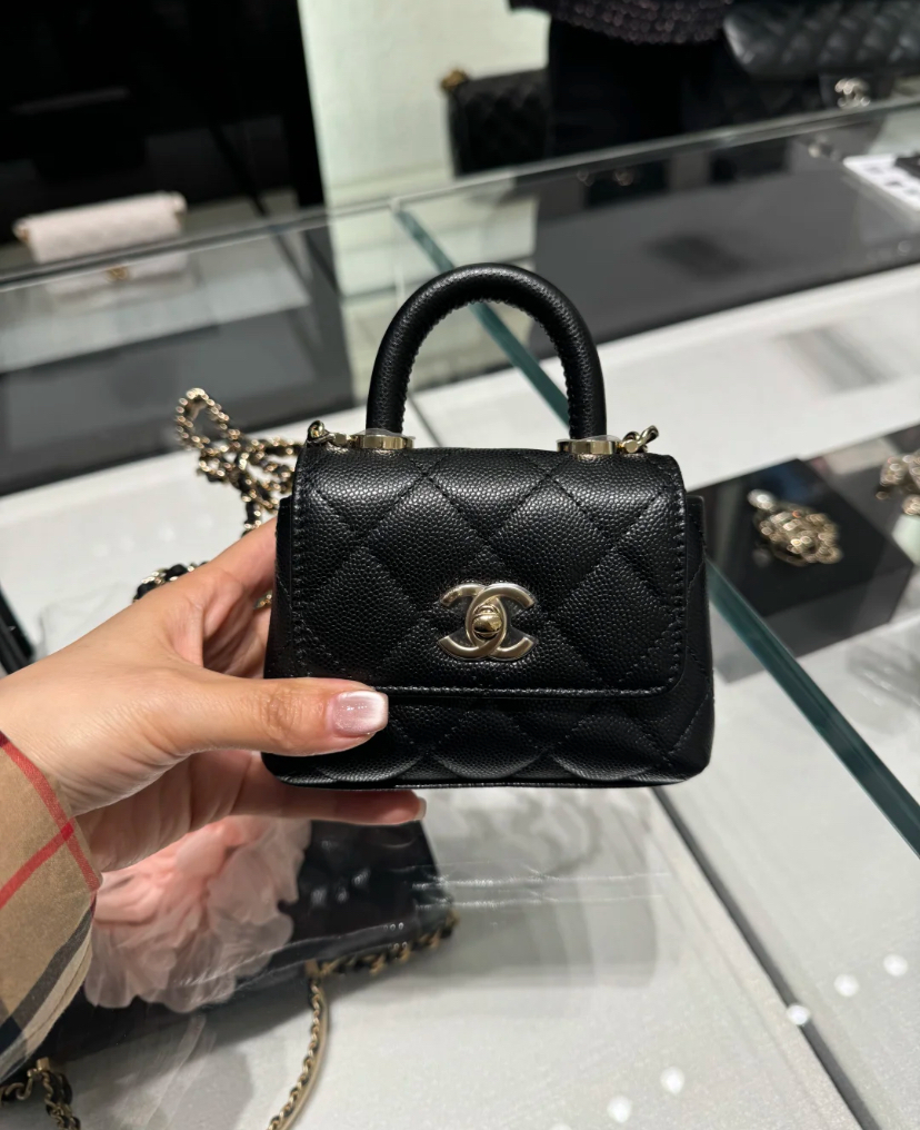大人気♡CHANEL ココハンドル11cm ブラック 24K◇CHANEL ミニココハンドル ハンドバッグ 11cm マイクロ