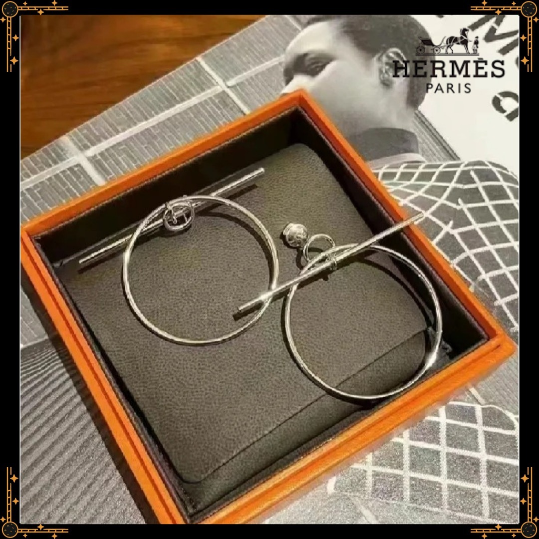 【エレガントな魅力溢れる】HERMES エルメス ループピアス MM