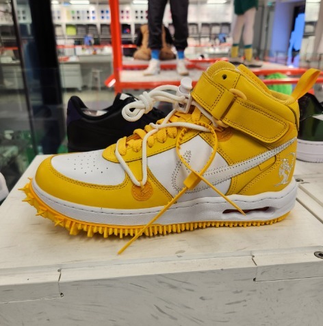 Nike(ナイキ)★正規品/即発送 ★AIR FORCE 1MID Off-Whiteコラボ