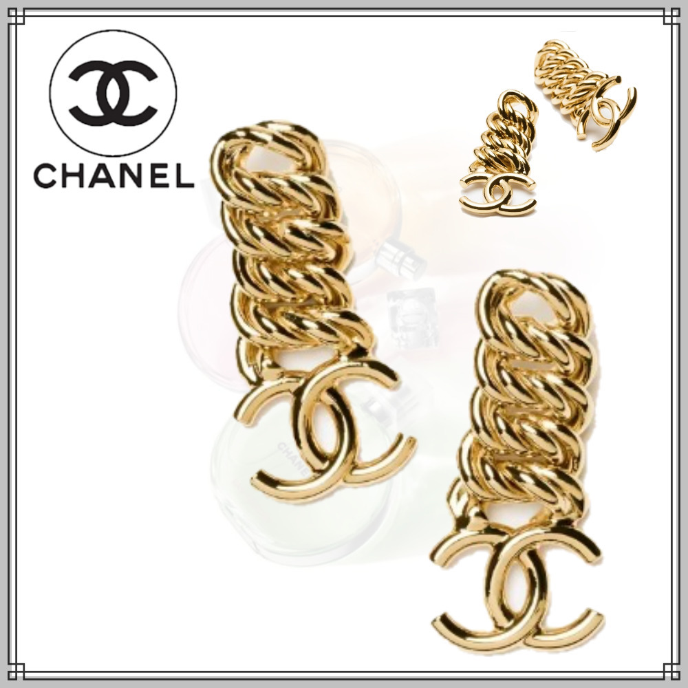 ゴージャス【CHANEL】存在感があって可愛い CCロゴピアス