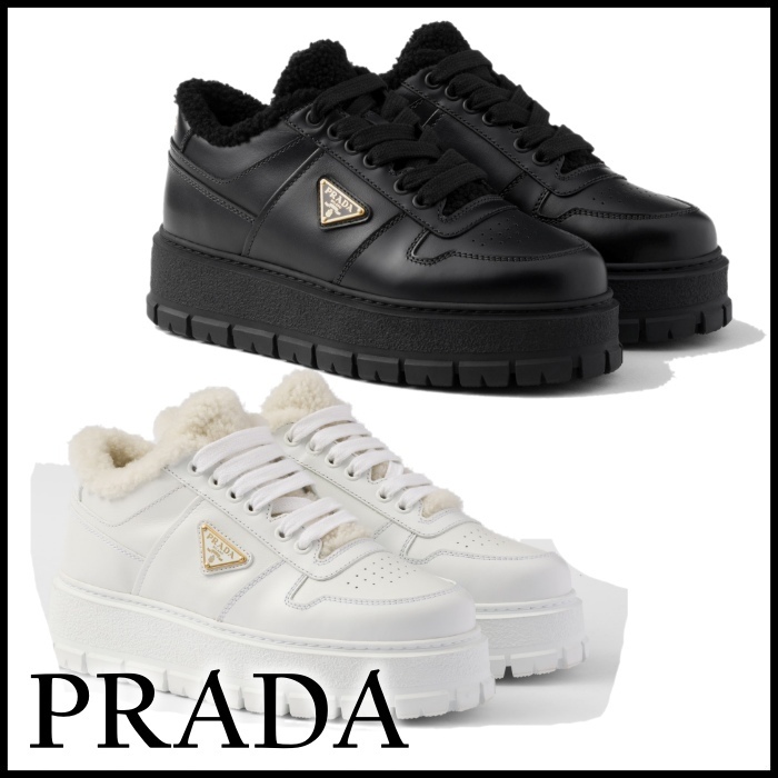 PRADA レザー スニーカー
