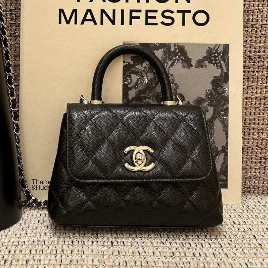 【NEWサイズ登場！全色集めたい♪】CHANEL ココハンドル 14.5cm