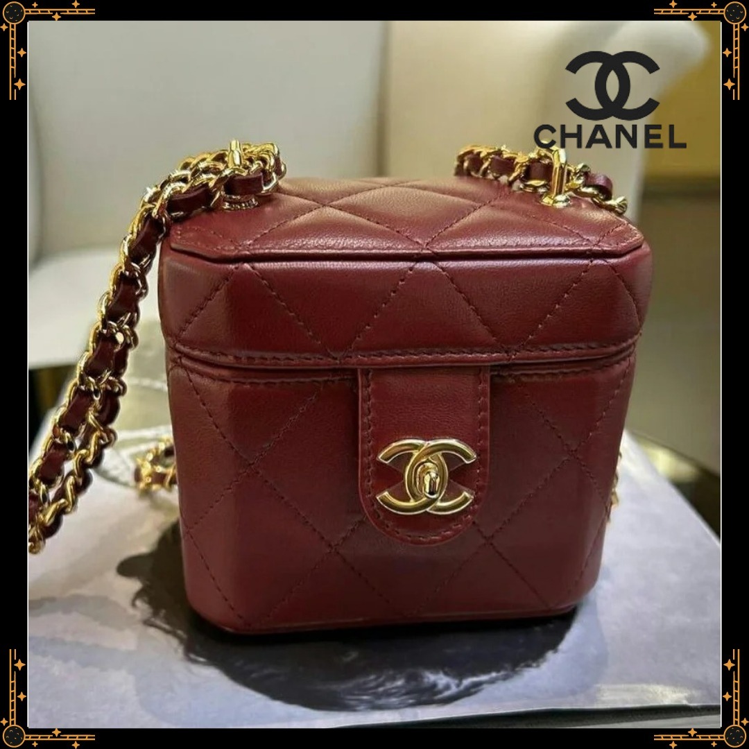 【上質な素材を使用した】CHANEL シャネル - ヴァニティバッグ