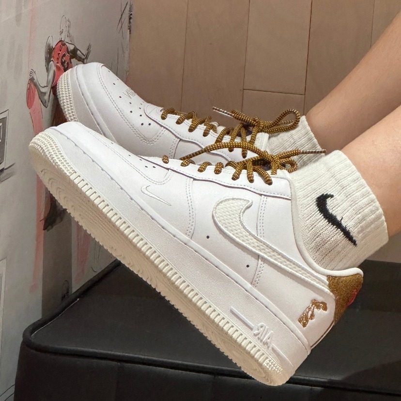 【NIKE】関送無料/ナイキ エア フォース 1 '07/Air Force 1 ’07 NIKE】関送無料/ナイキ エア フォース 1 '07 LX / AIR FORCE 1