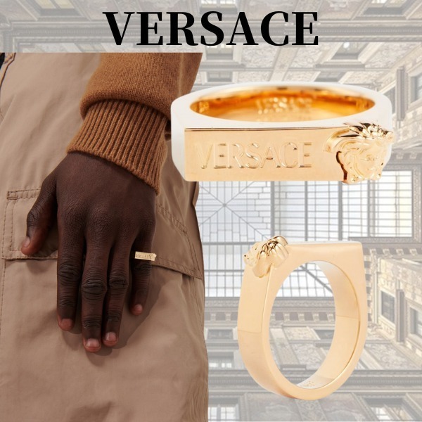 ★関税込み★【VERSACE】ロゴ リング