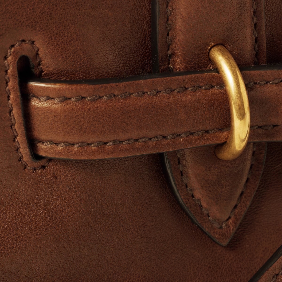 《送料無料》 MIU MIU Nappa leather satchel bag